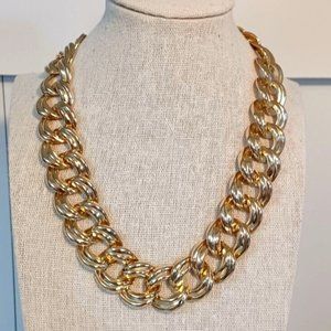 Vintage gold tone Necklace